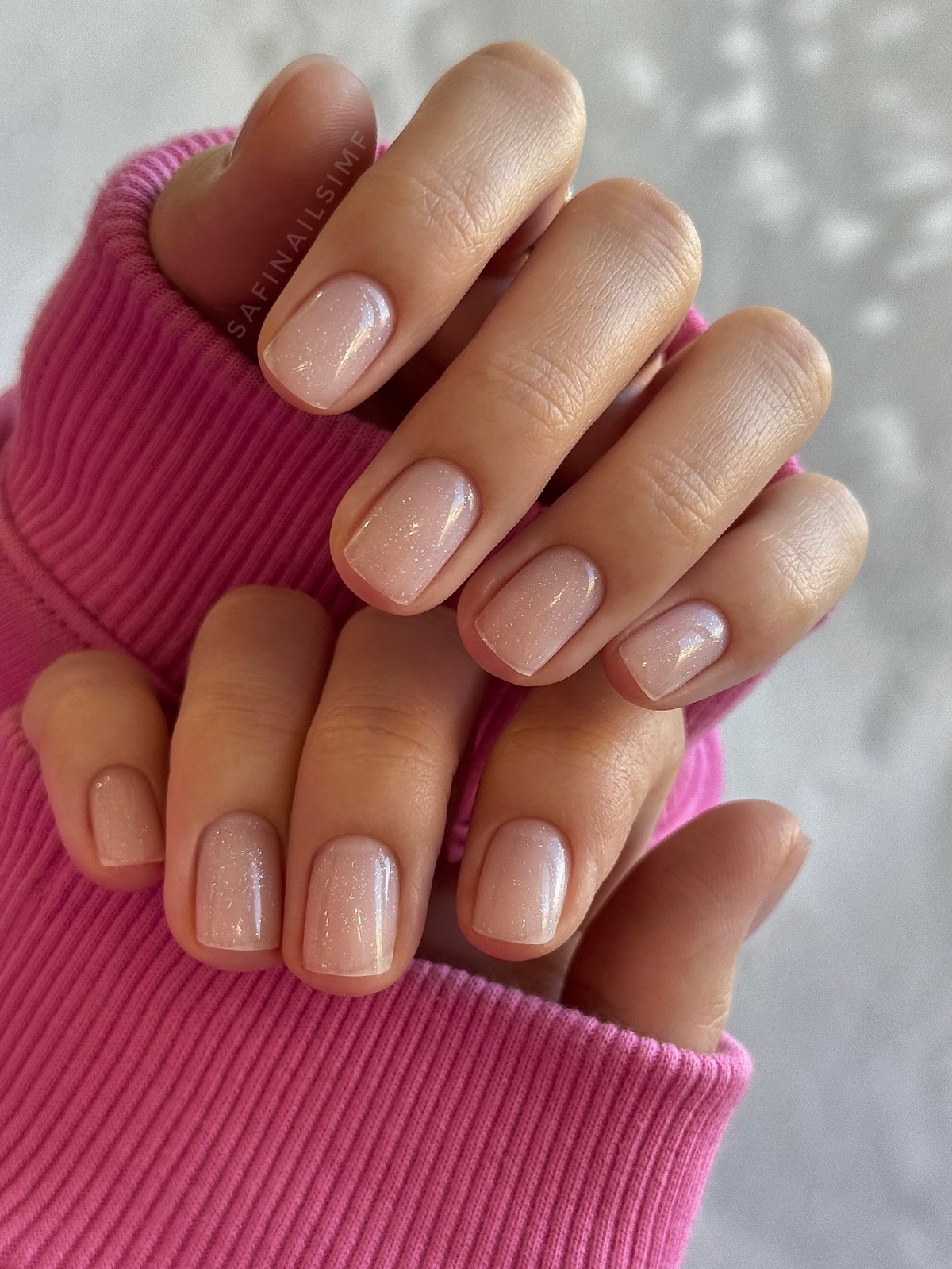 Руки, які виглядають доглянутими: прості звички, які змінюють все