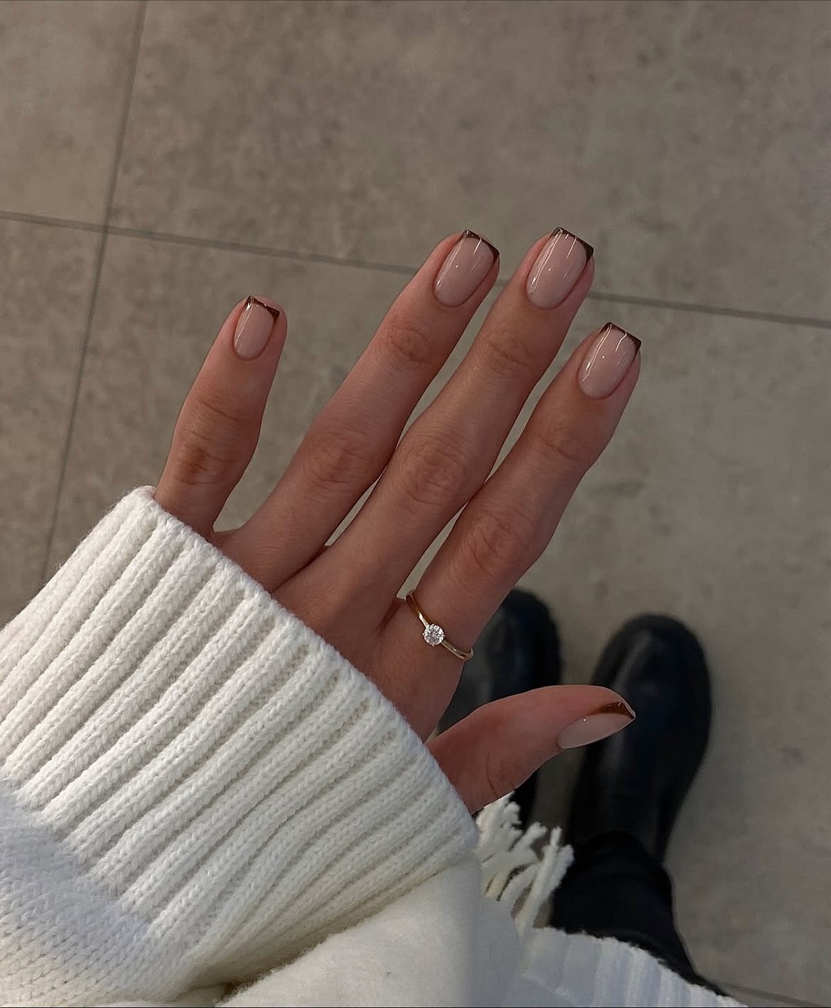 Френч-манікюр на короткі нігті в лютому 2026