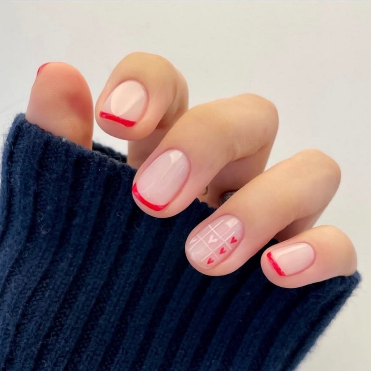 Модний манікюр до Дня святого Валентина 2026 з настроєм кохання