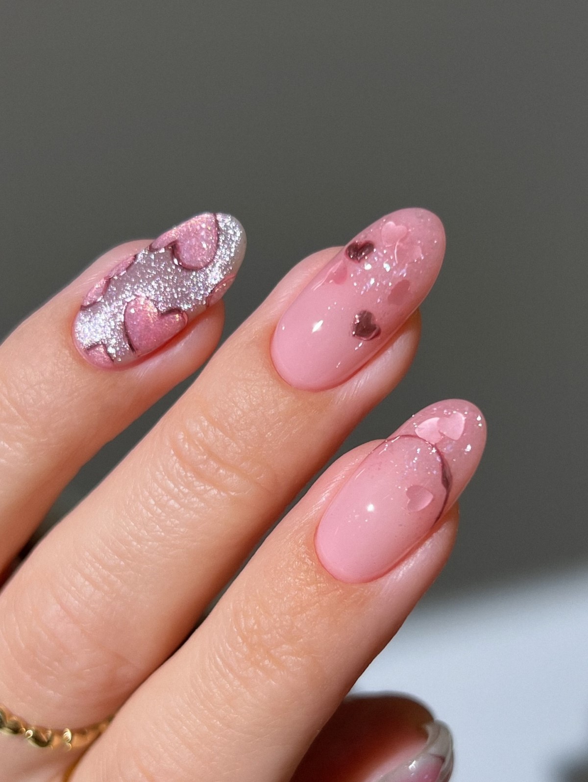 Модний манікюр до Дня святого Валентина 2026 з настроєм кохання