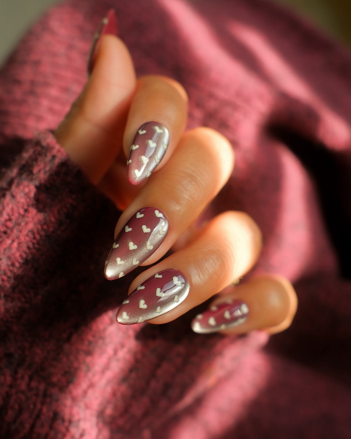 Модний манікюр до Дня святого Валентина 2026 з настроєм кохання