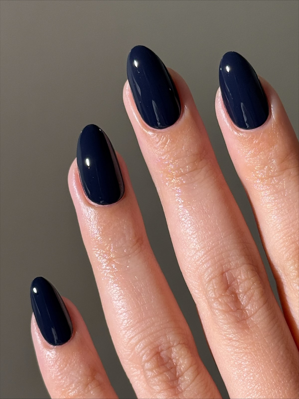 4 наймодніші відтінки манікюру сезону 2026