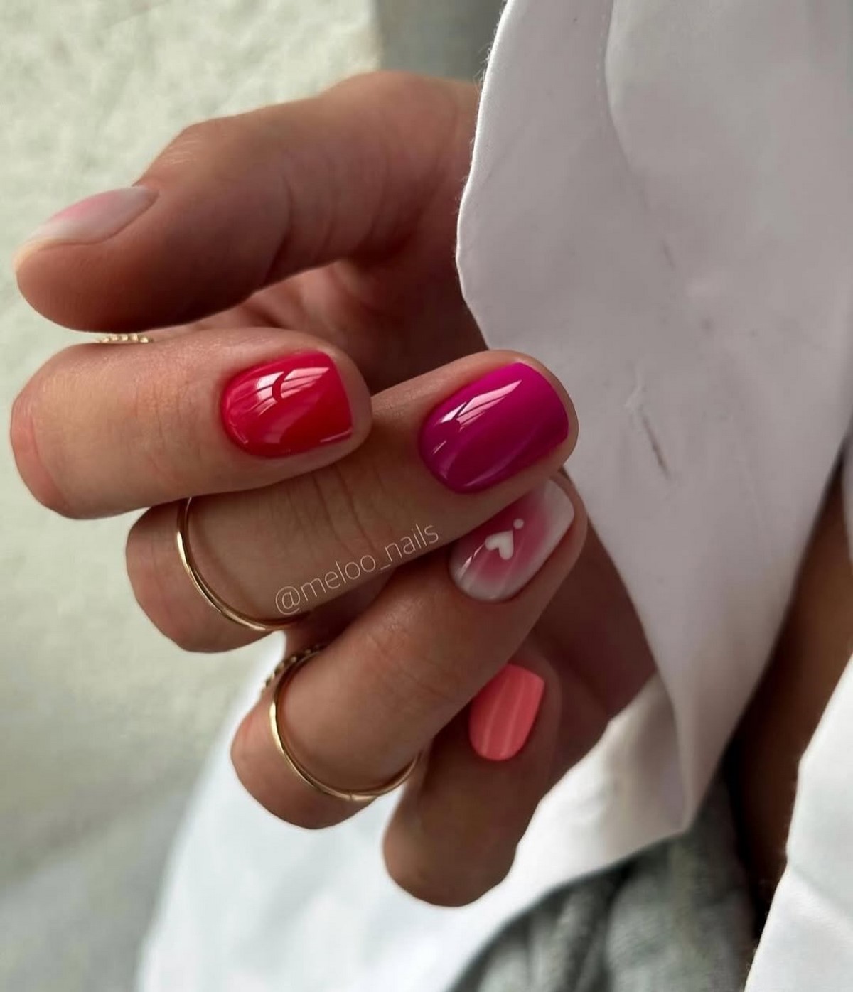 Сердечка на нігтях у лютому 2026 року: романтика в деталях