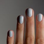 Трендовий манікюр весни 2026: фото, кольори, новинки сезону