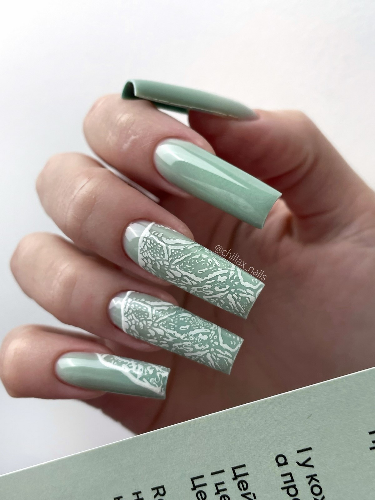 Не пастель і не нюд: спокійний тон з характером