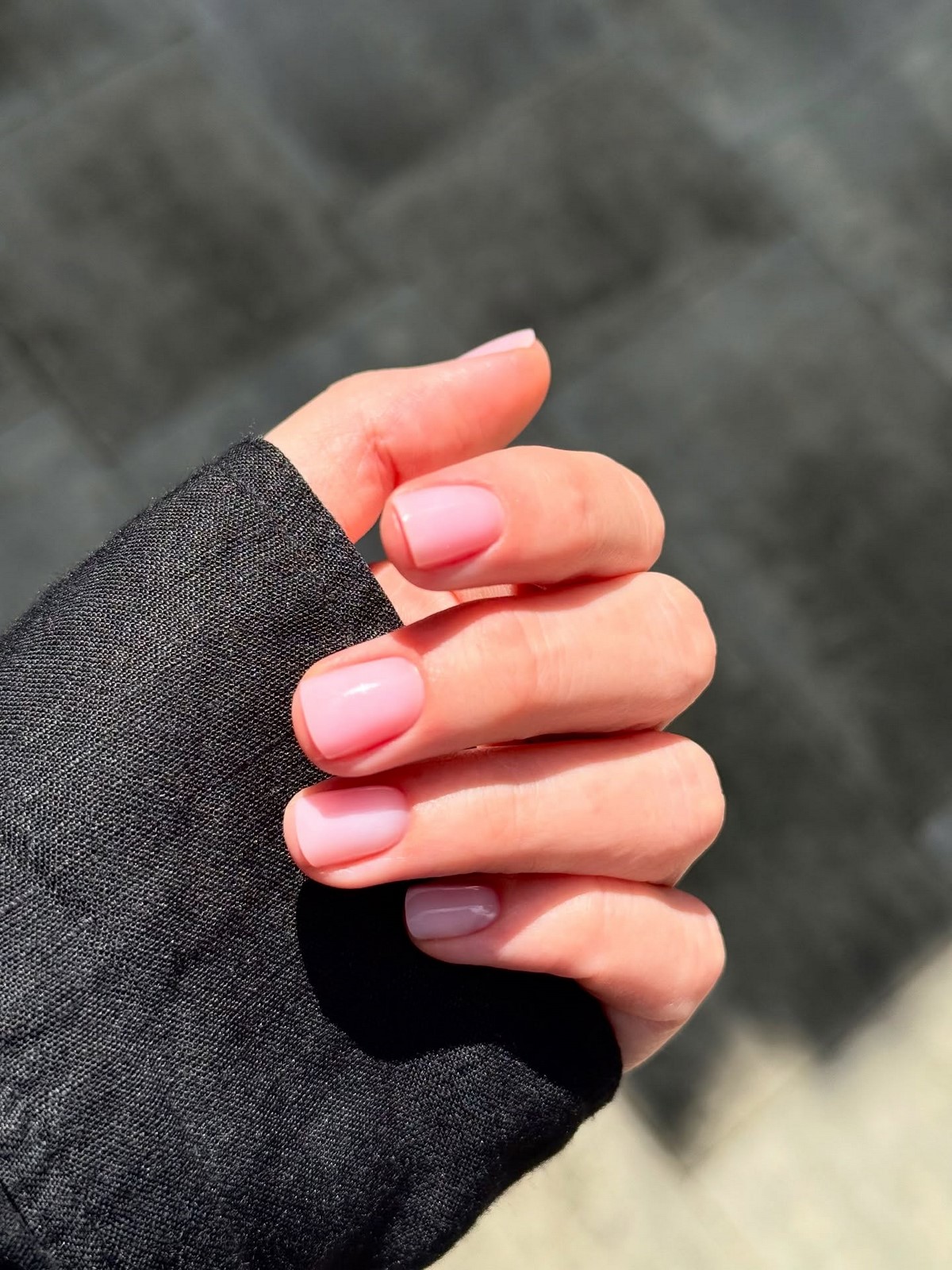 Манікюр, який освіжає руки цієї весни