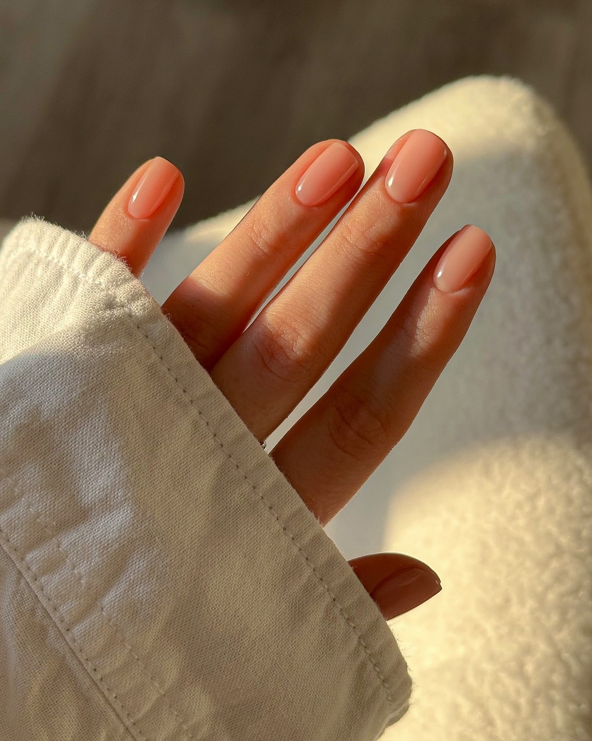 Акуратний манікюр без дизайну на весну 2026: чисті ідеї