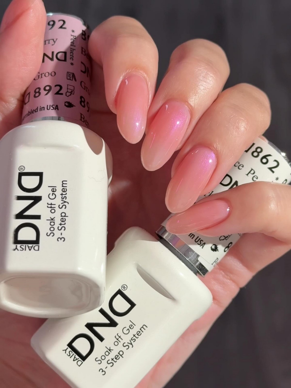 Манікюр, який освіжає руки цієї весни