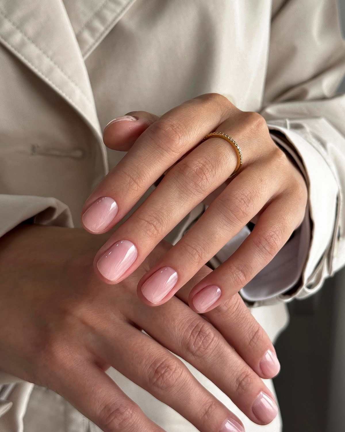 Манікюр, який освіжає руки цієї весни