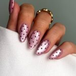 Polka Dots nails навесні 2026 року: найграйливіший тренд манікюру, який став універсальним
