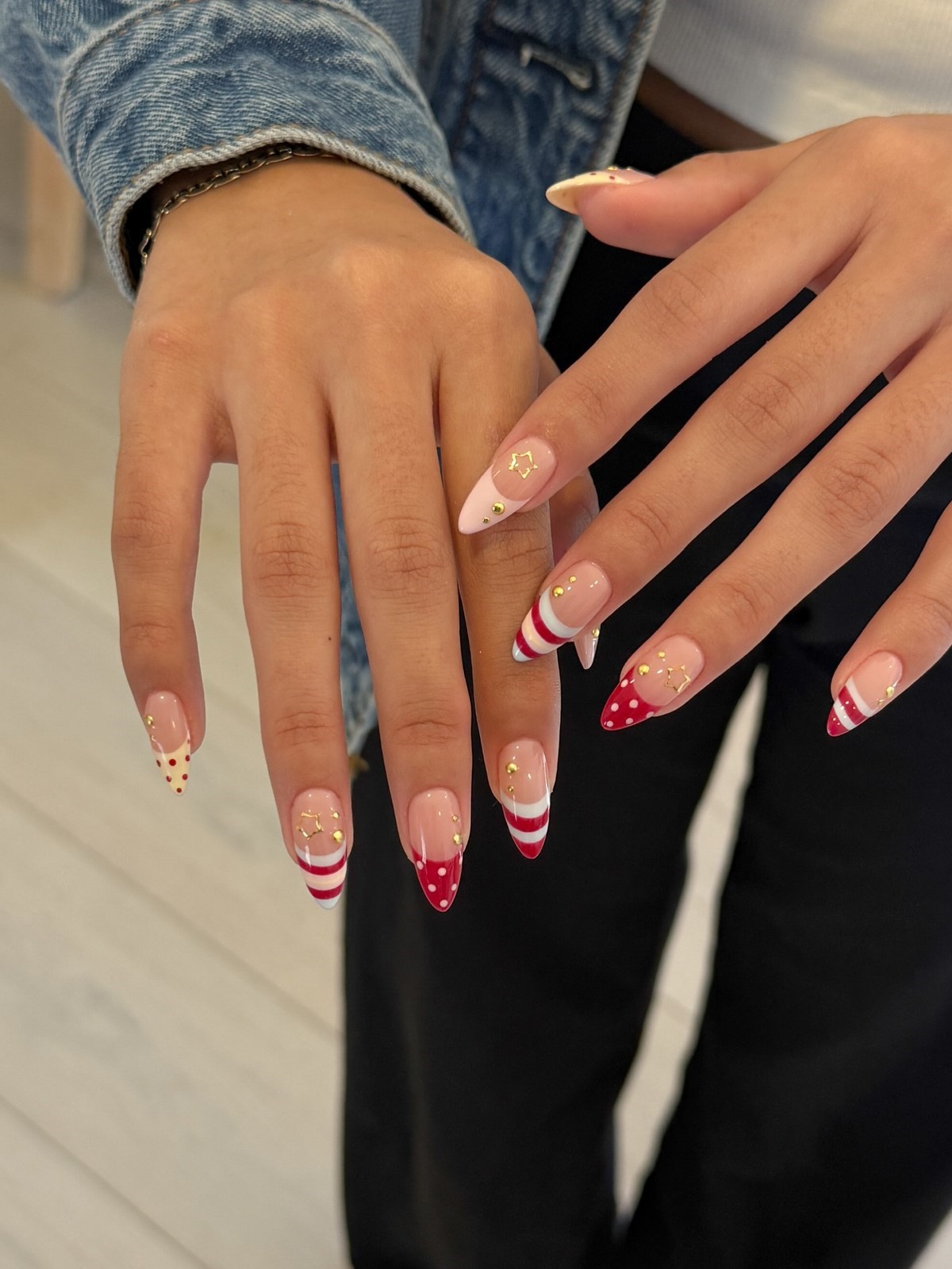 Polka Dots nails навесні 2026 року: найграйливіший тренд манікюру, який став універсальним
