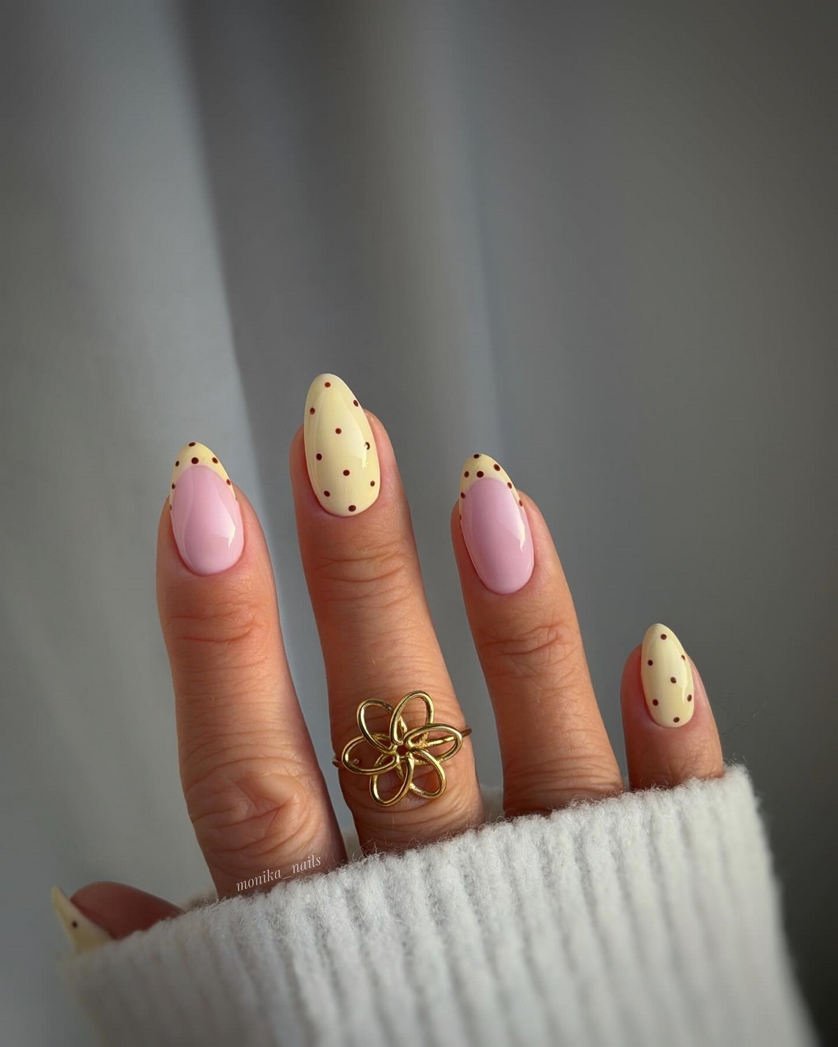 Polka Dots nails навесні 2026 року: найграйливіший тренд манікюру, який став універсальним