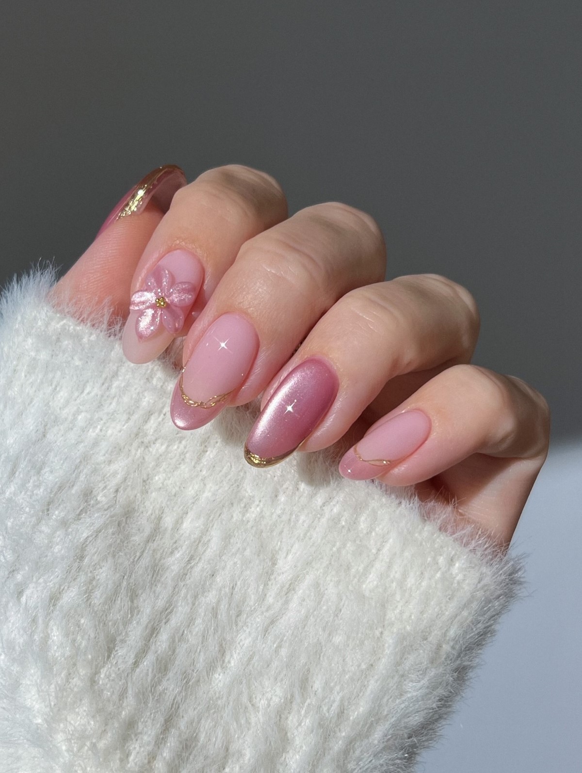 Трендовий манікюр весни 2026: фото, кольори, новинки сезону