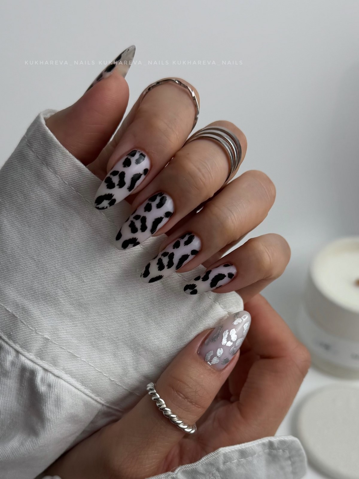 Трендовий манікюр весни 2026: фото, кольори, новинки сезону