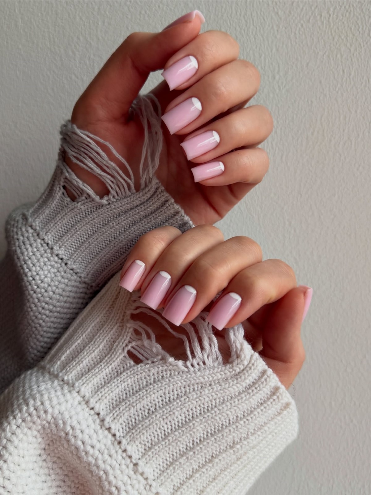 Трендовий манікюр весни 2026: фото, кольори, новинки сезону