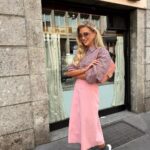 Весняні кольори одягу, які виглядають розкішніше за чорний