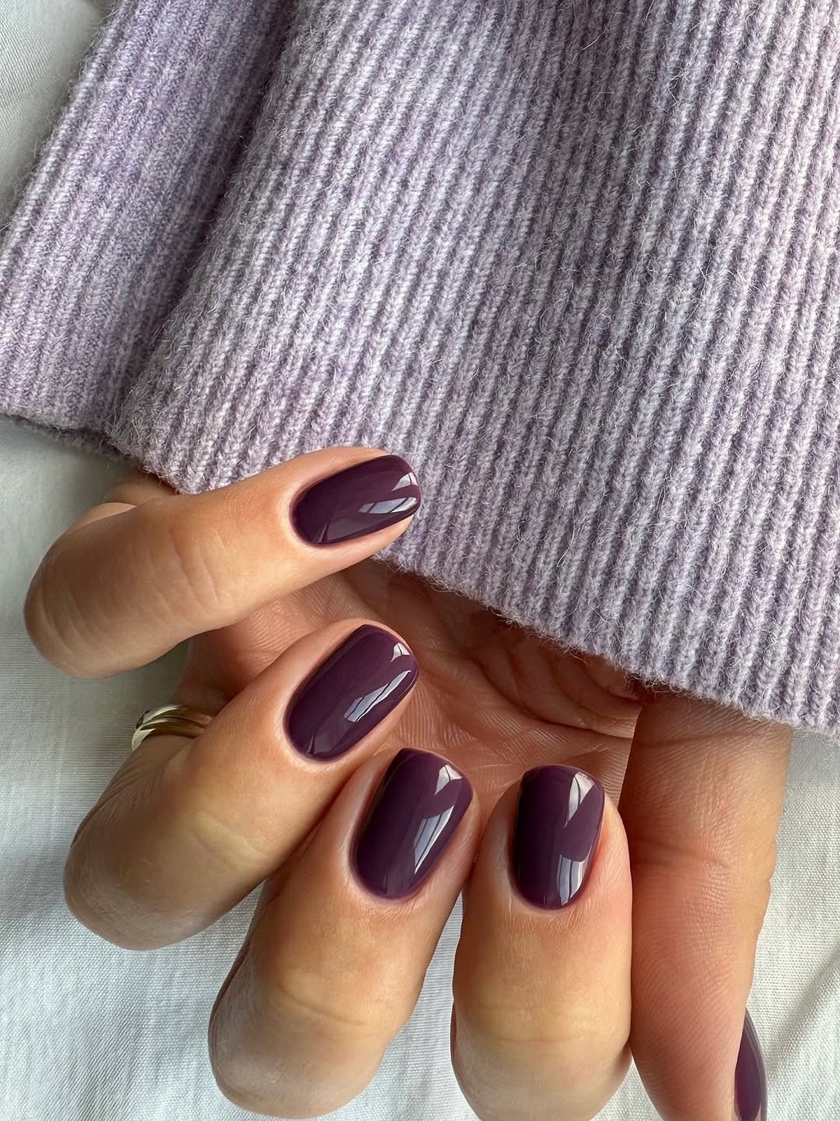 Цей манікюр одразу робить образ дорожчим: тренд, який працює безвідмовно