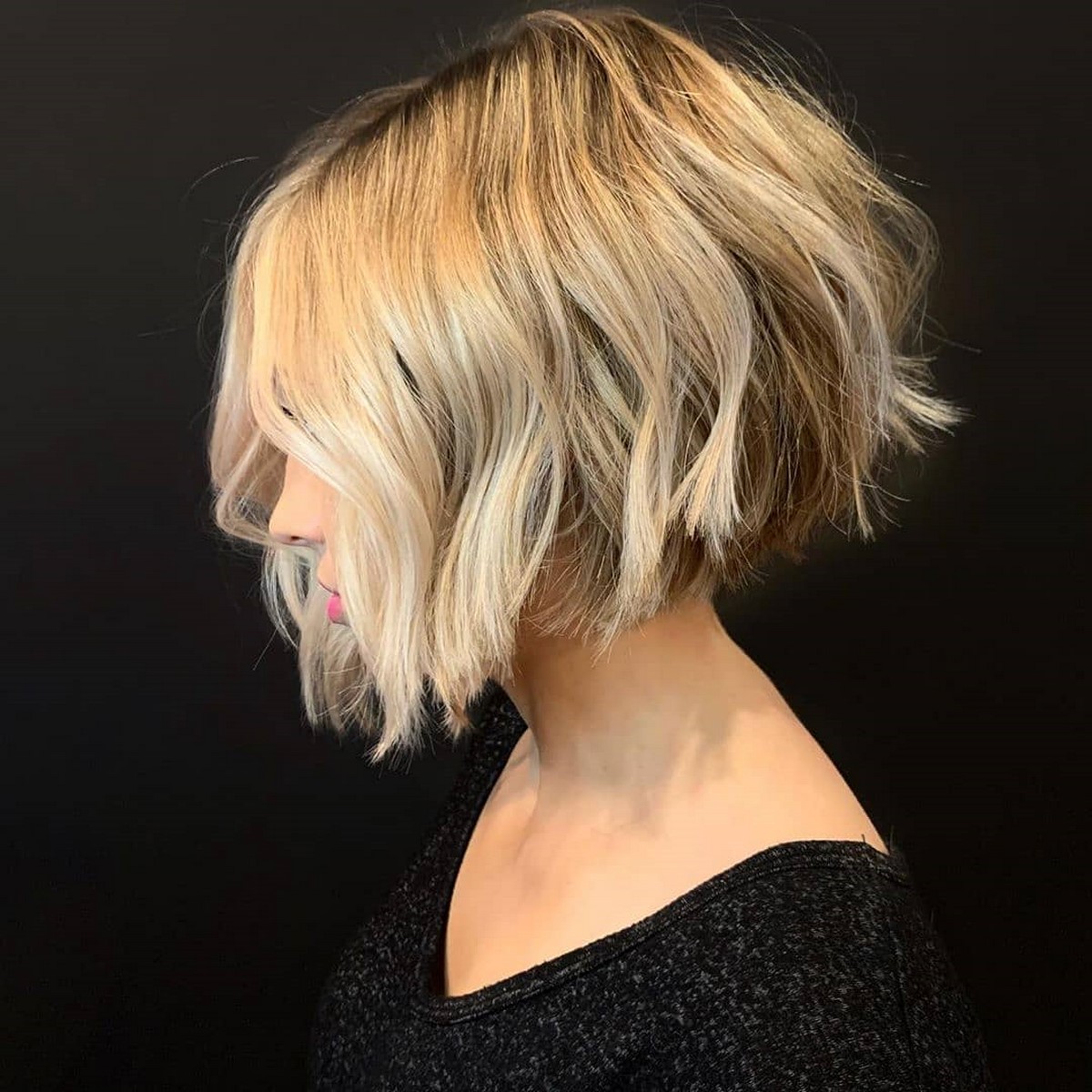 Чому короткий боб знову стає найпопулярнішою стрижкою