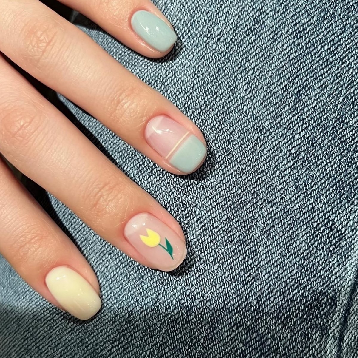 Чому легкий прозорий манікюр виглядає акуратніше за щільний