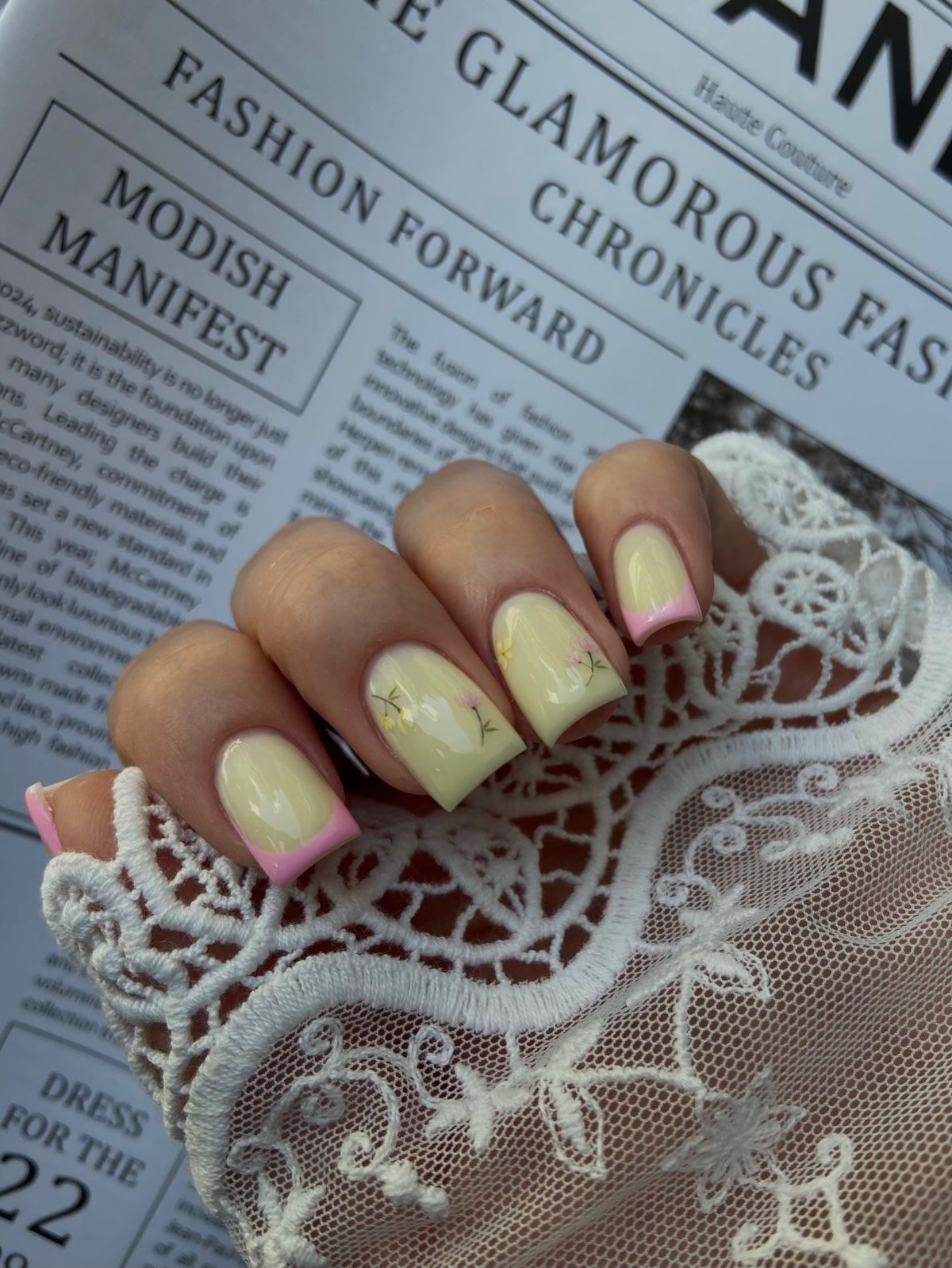 Манікюр квітня 2026: відтінок, який вже шукають усі