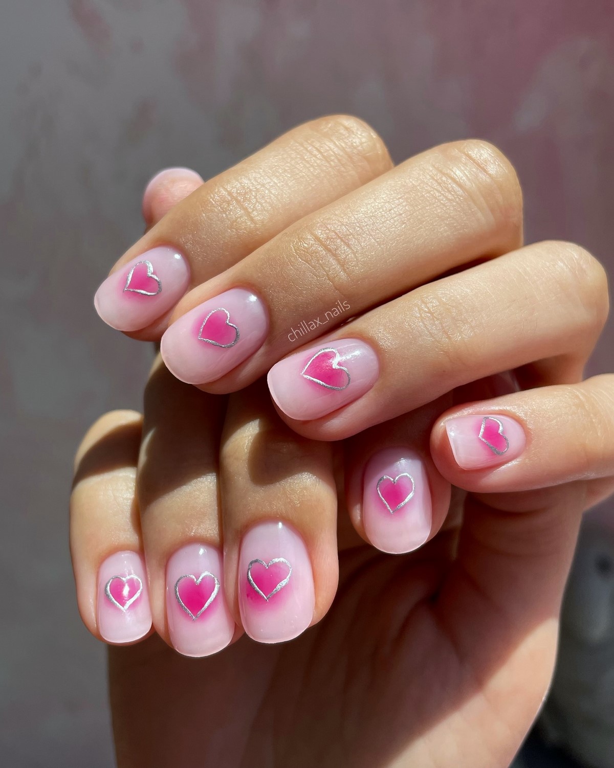 Чому манікюр з ефектом аури знову стає популярним