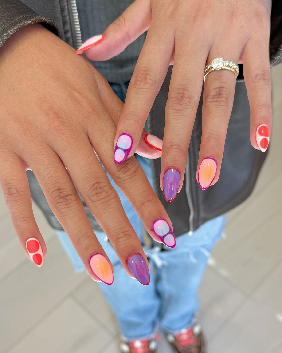 Чому манікюр з ефектом аури знову стає популярним