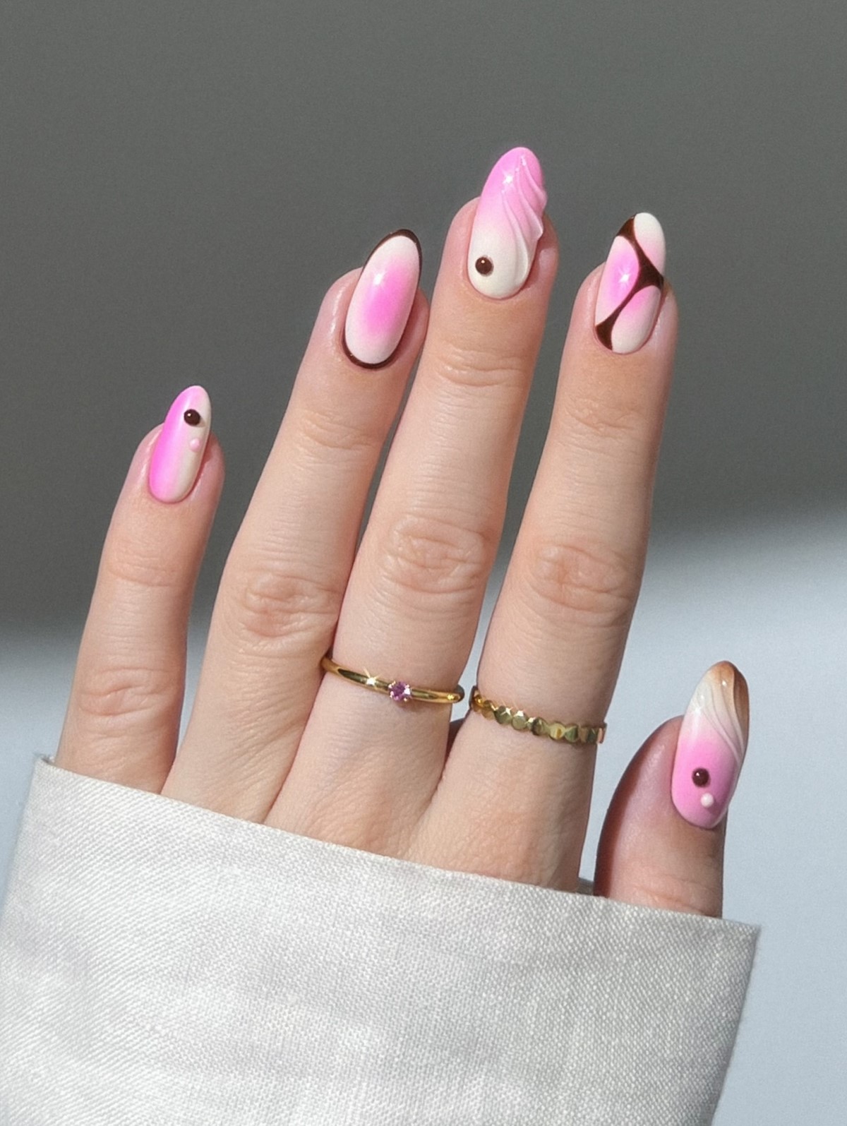 Чому манікюр з ефектом аури знову стає популярним