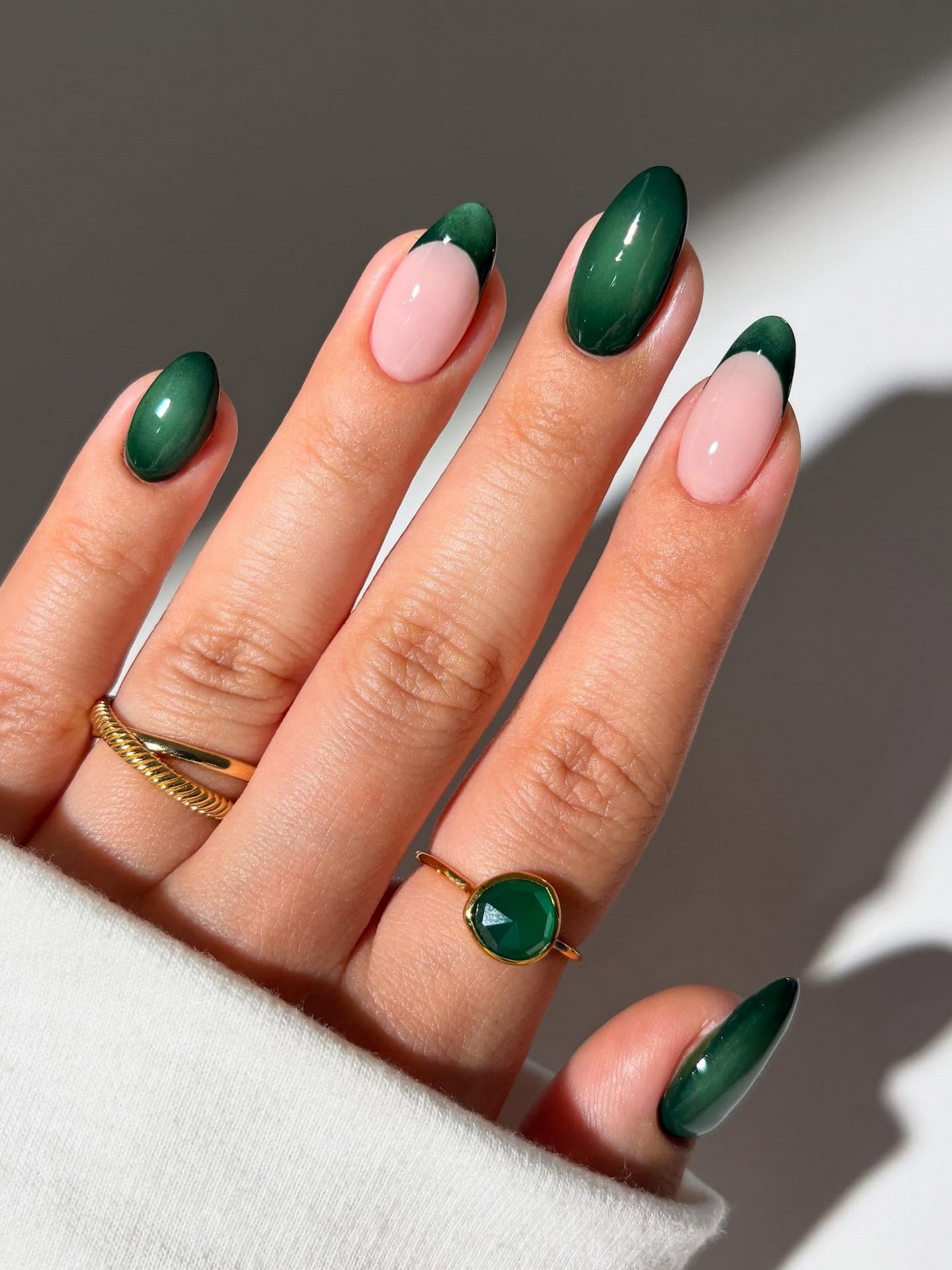 Чому манікюр з ефектом аури знову стає популярним