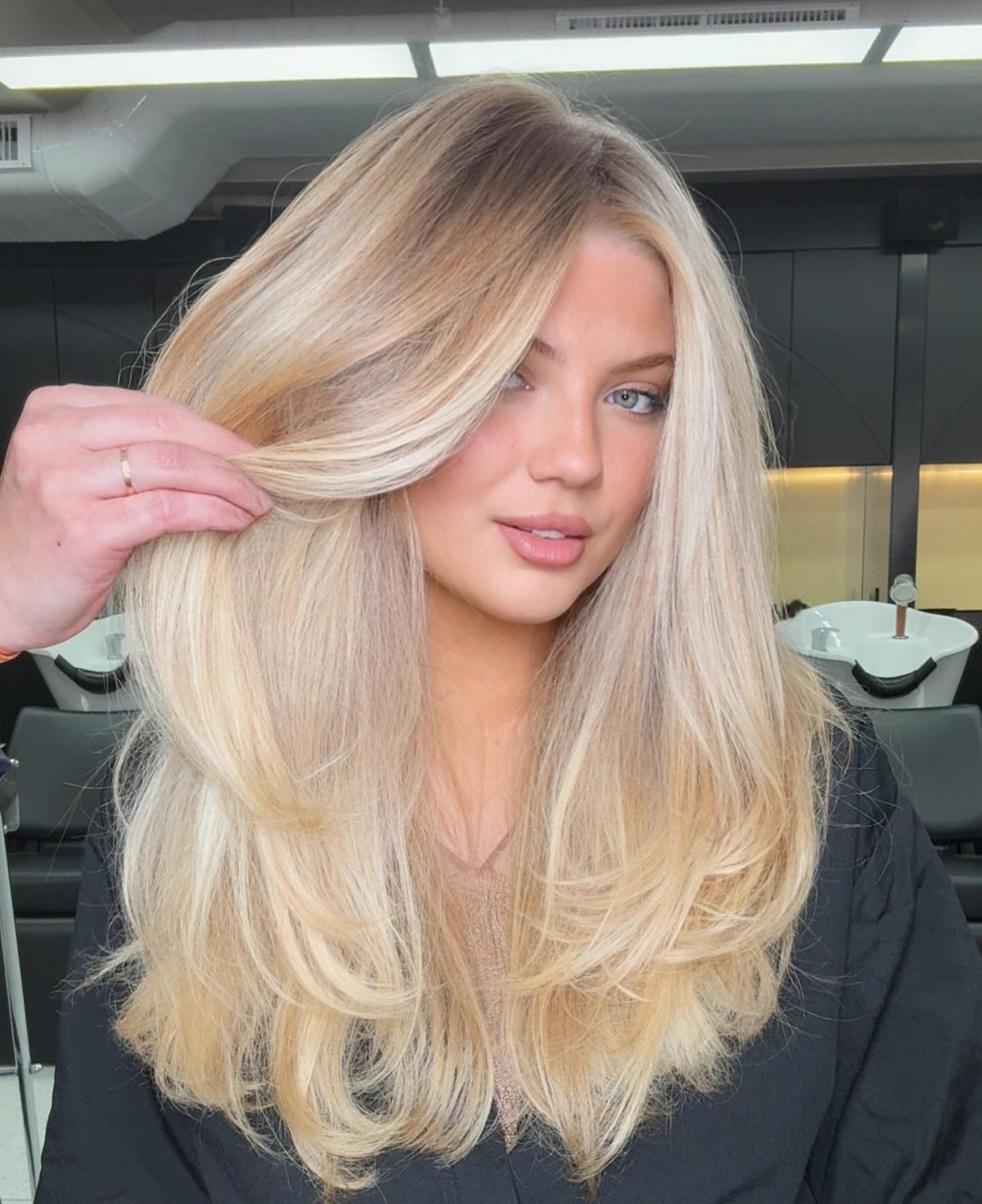 Як стрижка робить волосся густим без укладки