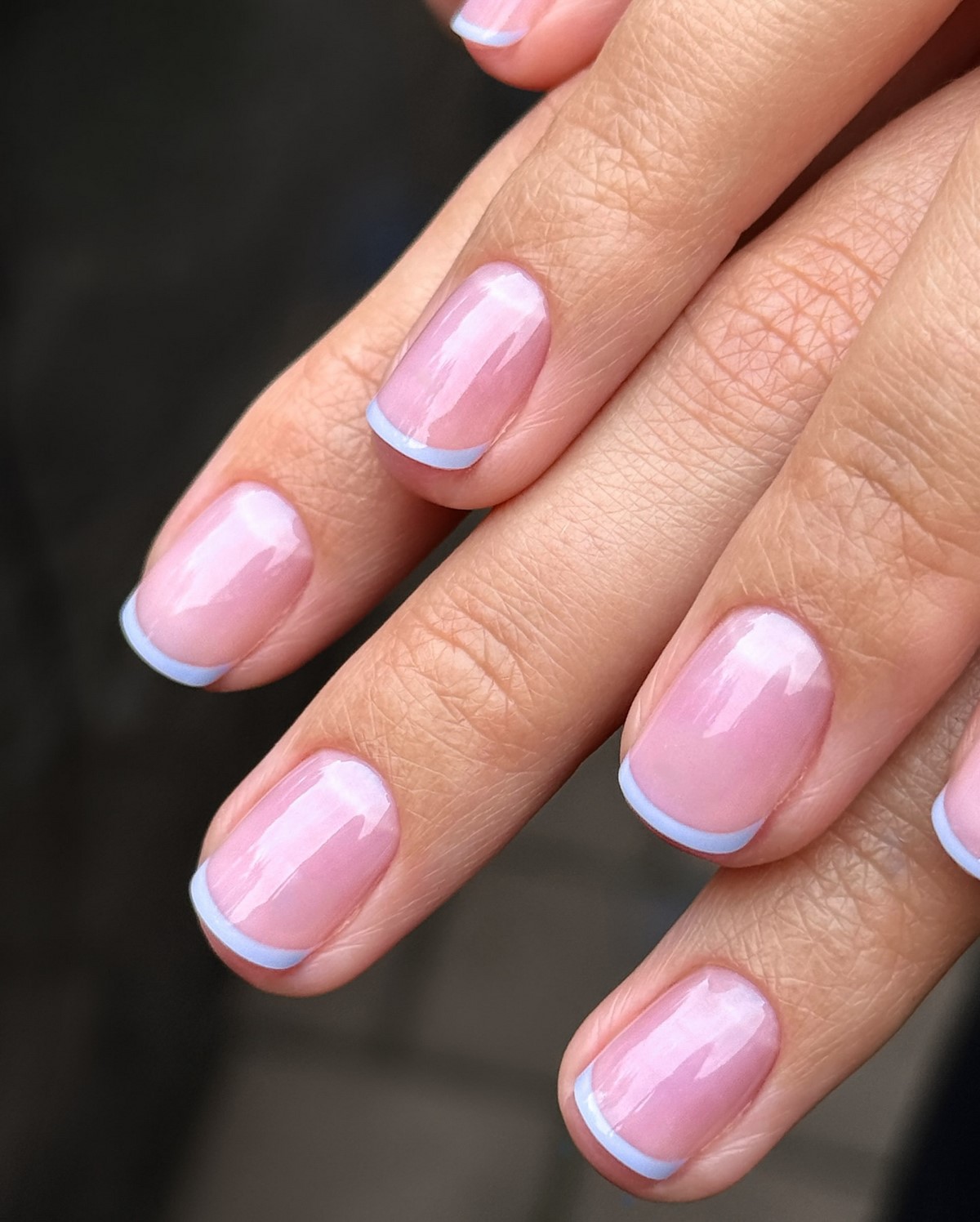 Як тонкий мікрофренч змінює вигляд манікюру