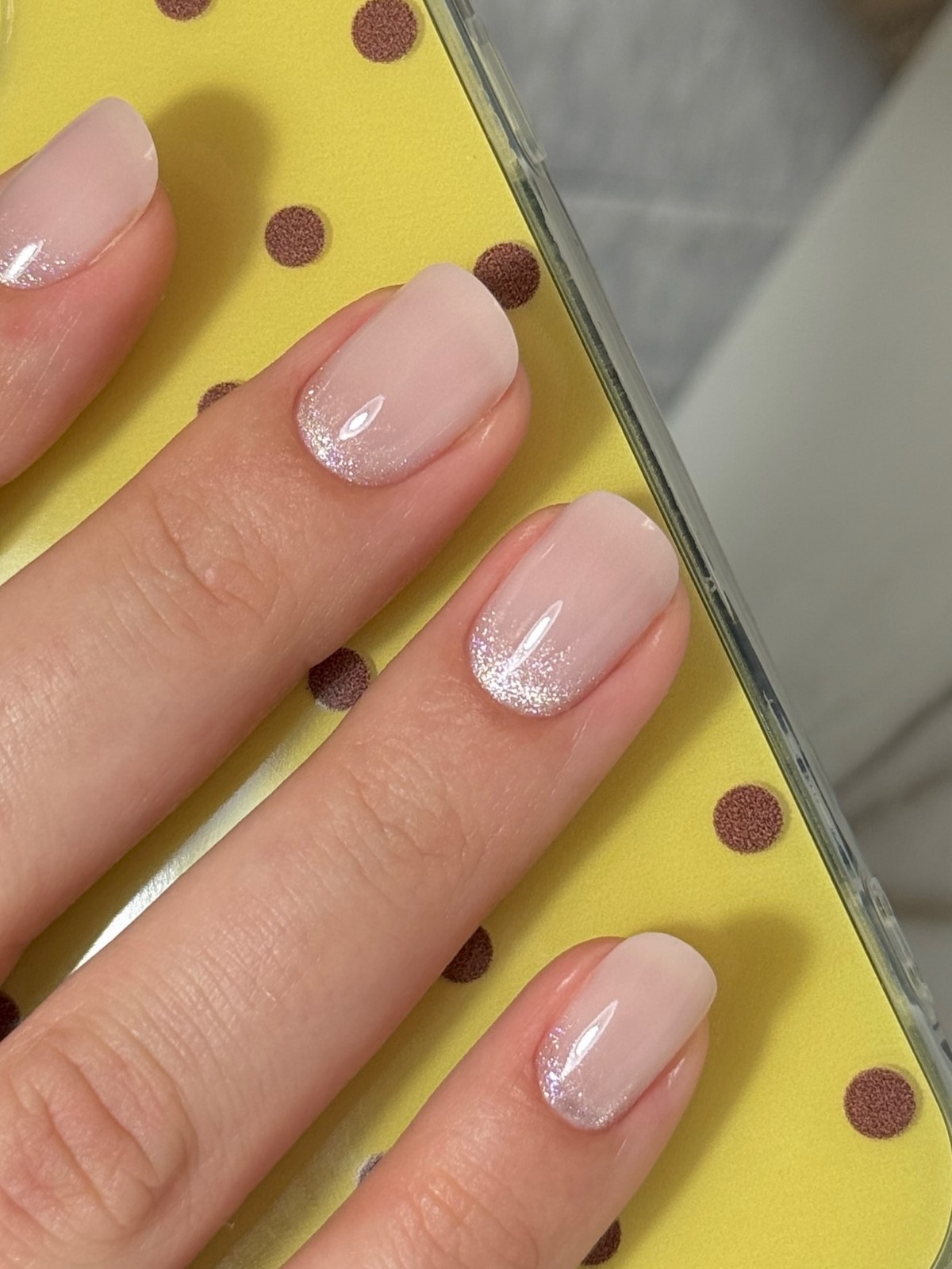 Манікюр, який на фото виглядає ідеально — а в житті ні