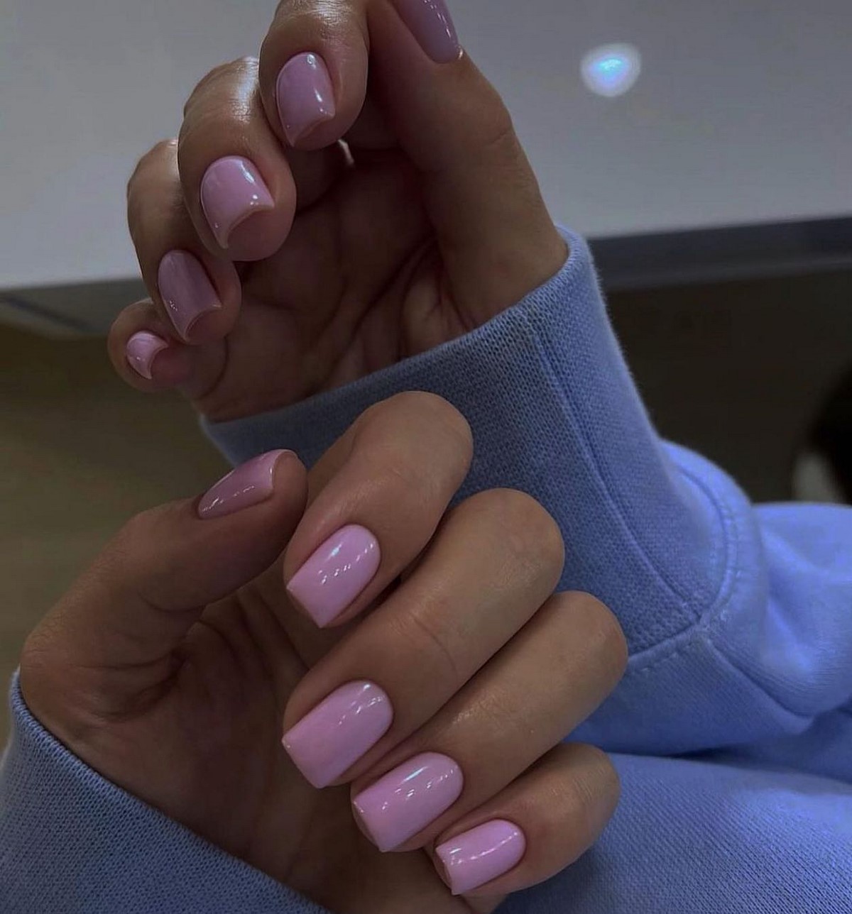 Манікюр без дизайну — чистий вигляд нігтів без перевантаження