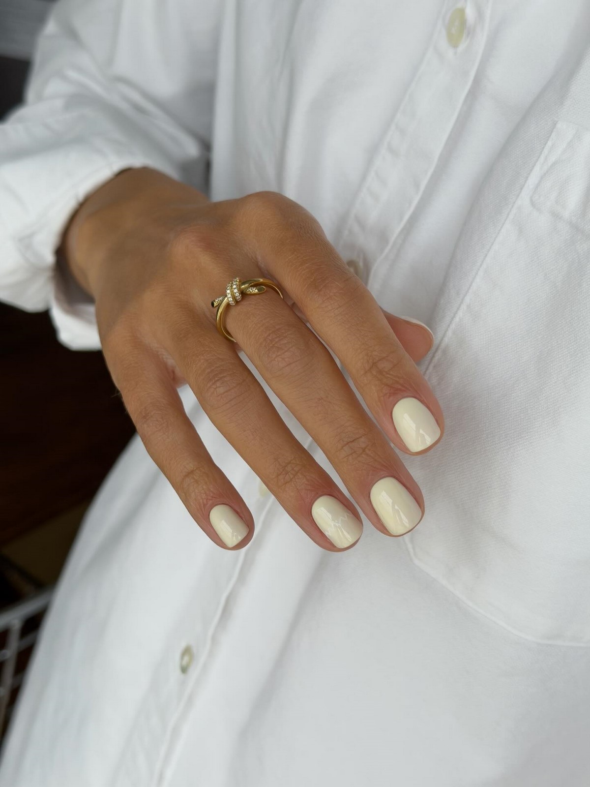 Манікюр без дизайну — чистий вигляд нігтів без перевантаження