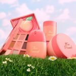 Too Faced Peach Collection з палеткою, пудрою, праймером і фіксувальним спреєм
